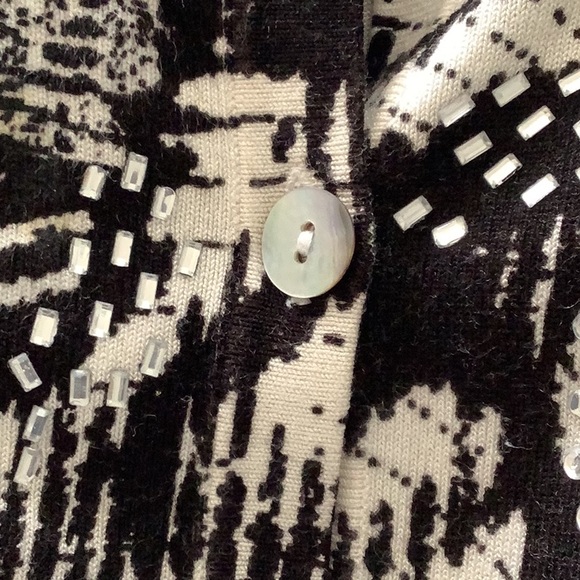 PRIMA BELLA cardigan black white with stones button front soft warm size… - Picture 7 of 8